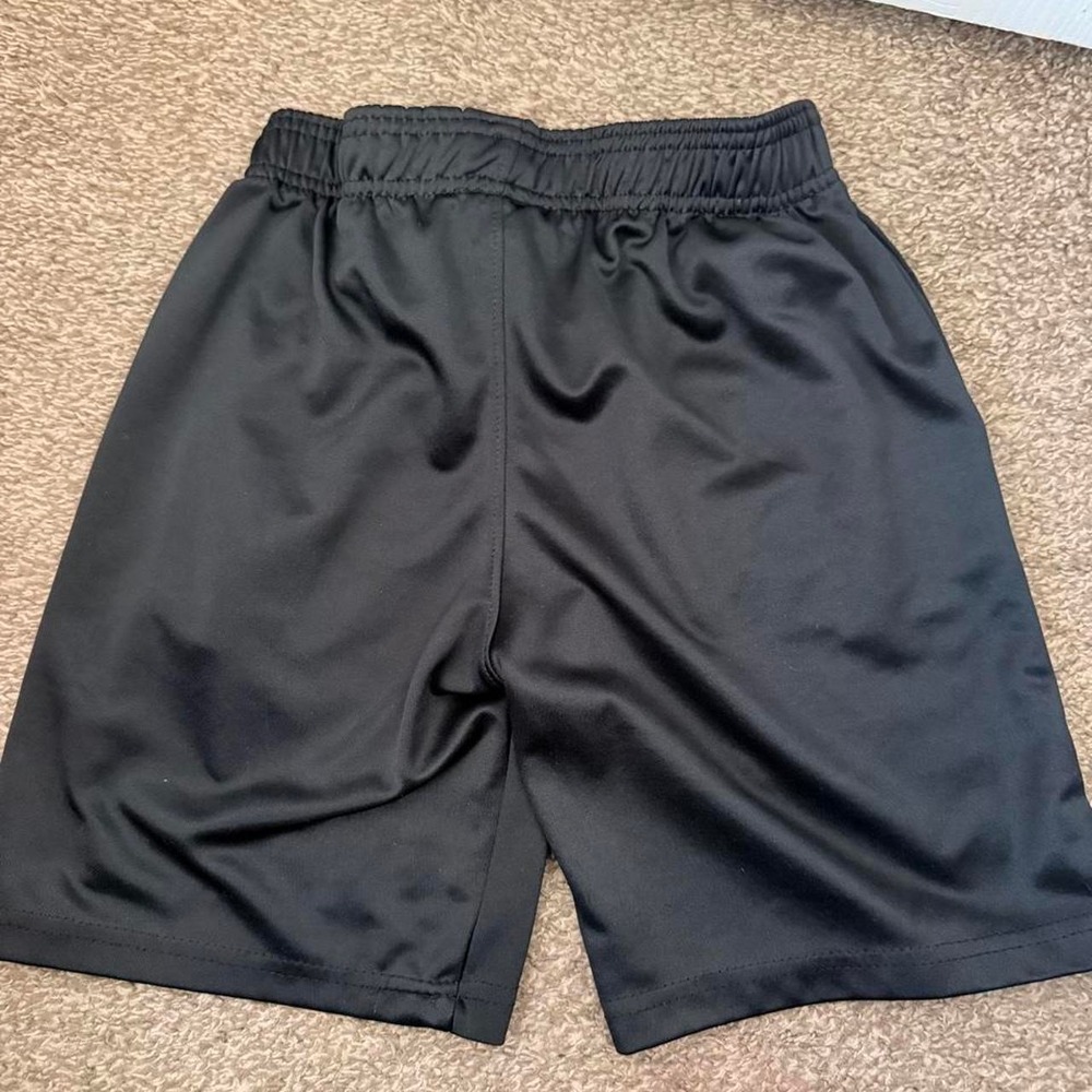 NBA Boys Basketball Shorts Black Athletic Mesh Size 10-12 Youth Pocketed - Picture 3 of 3